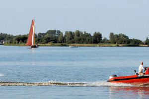 BoatFunSports onder voorwaarden op Burgumer Mar